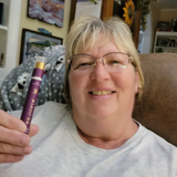 rejuvia customer holding spray